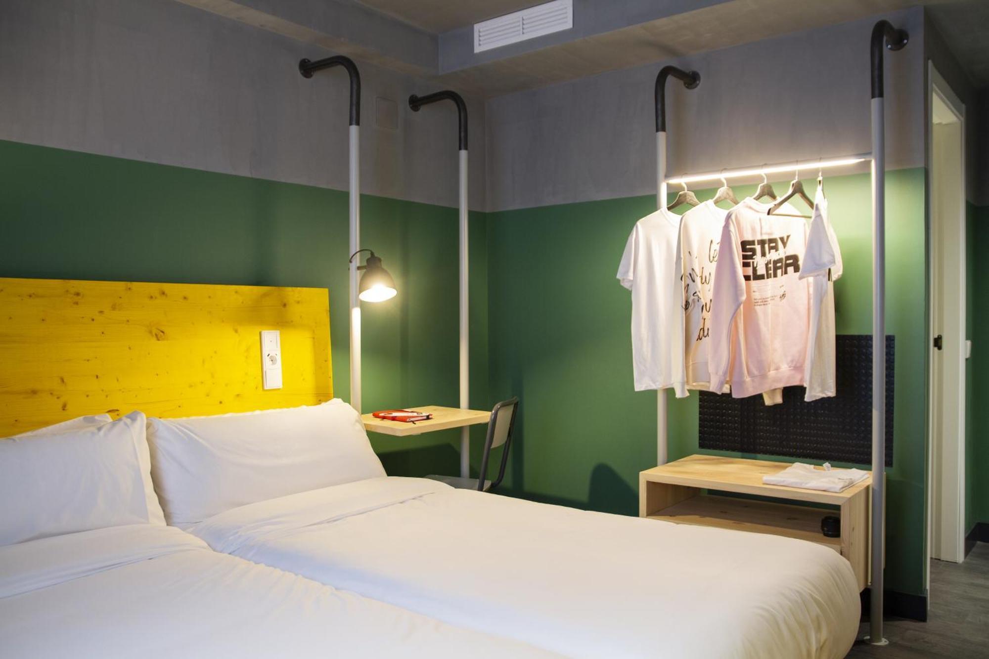 Room00 Ostello *