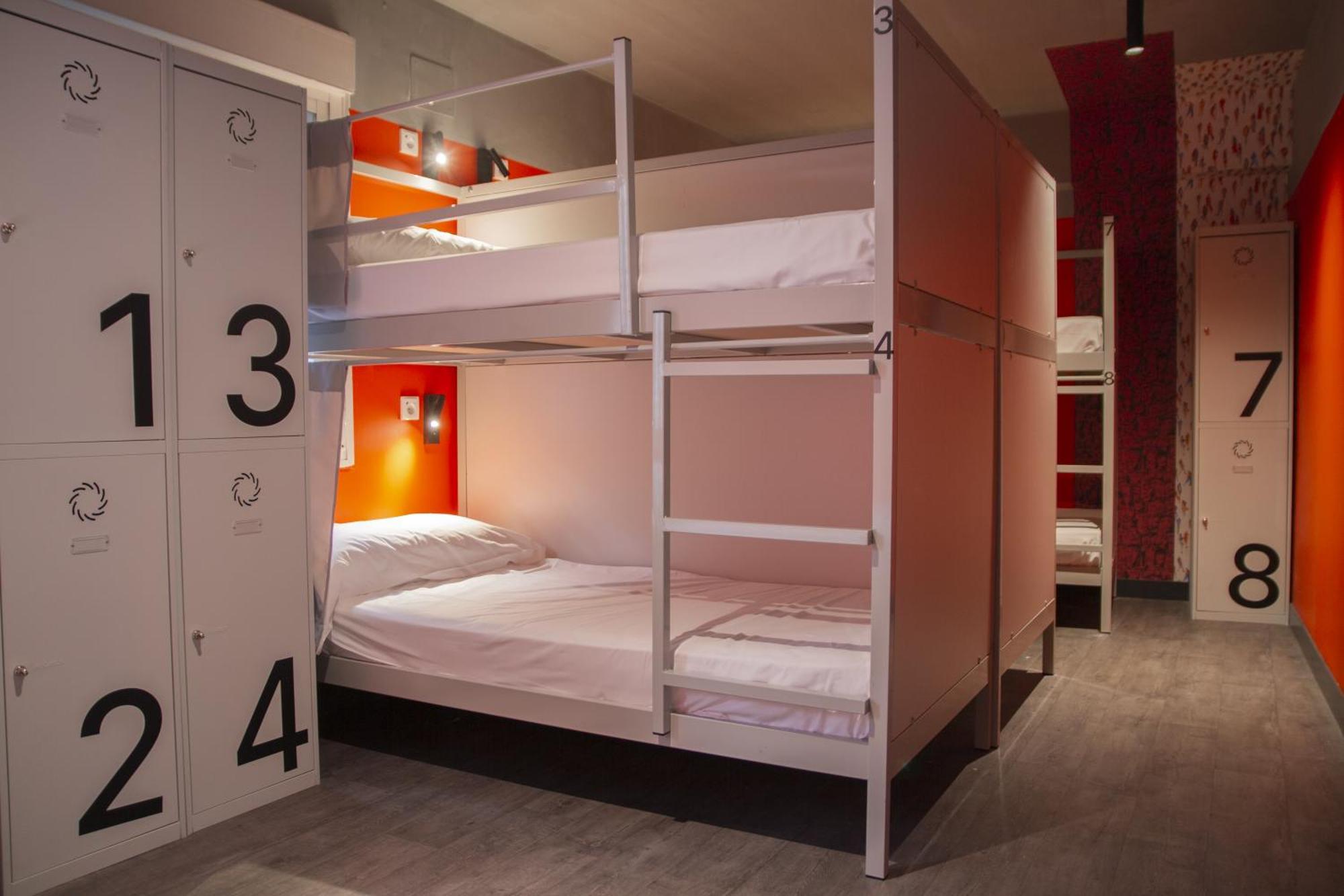 Ostello Room00 *