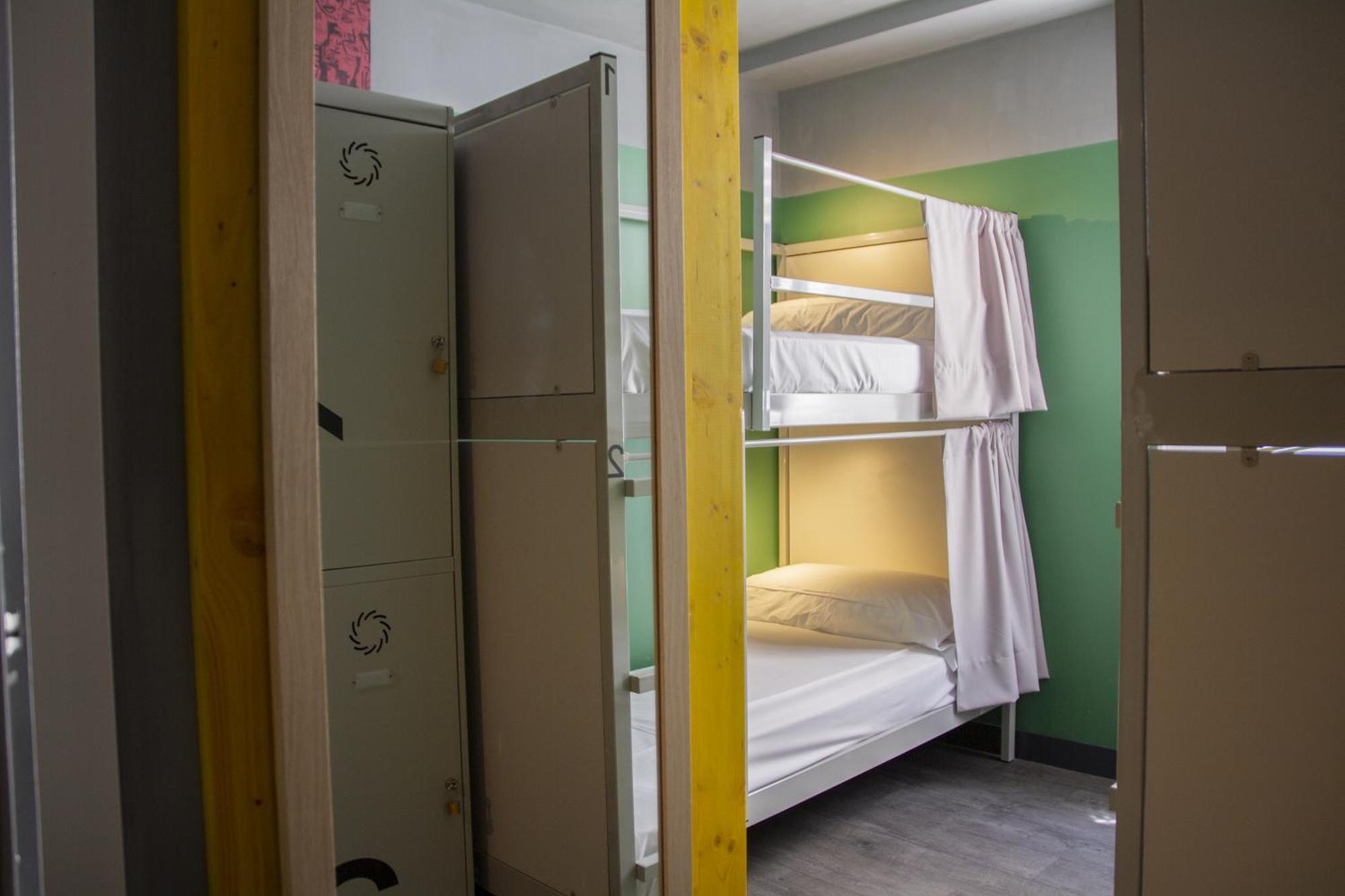 Room00 Ostello Valenza