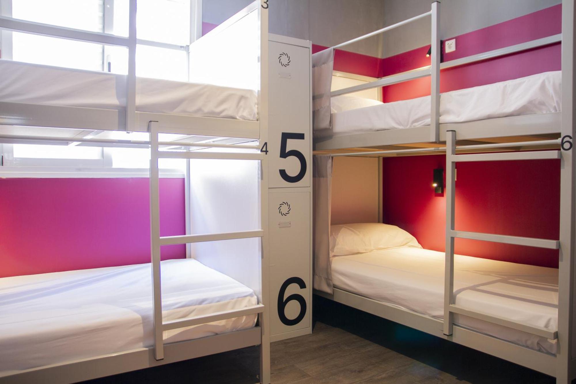 Room00 * Valenza