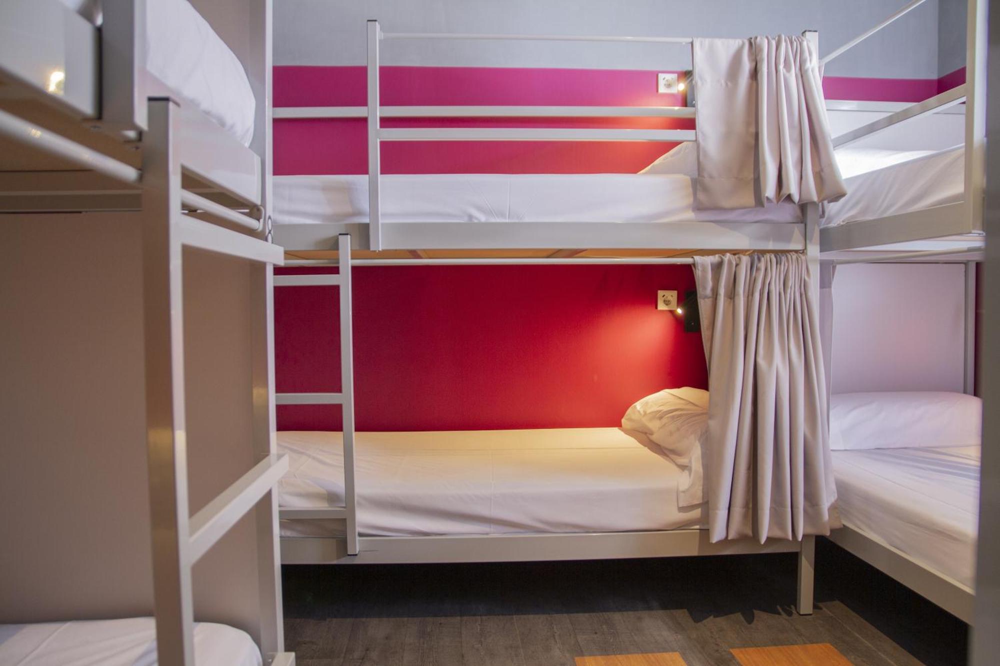 Room00 * Valenza