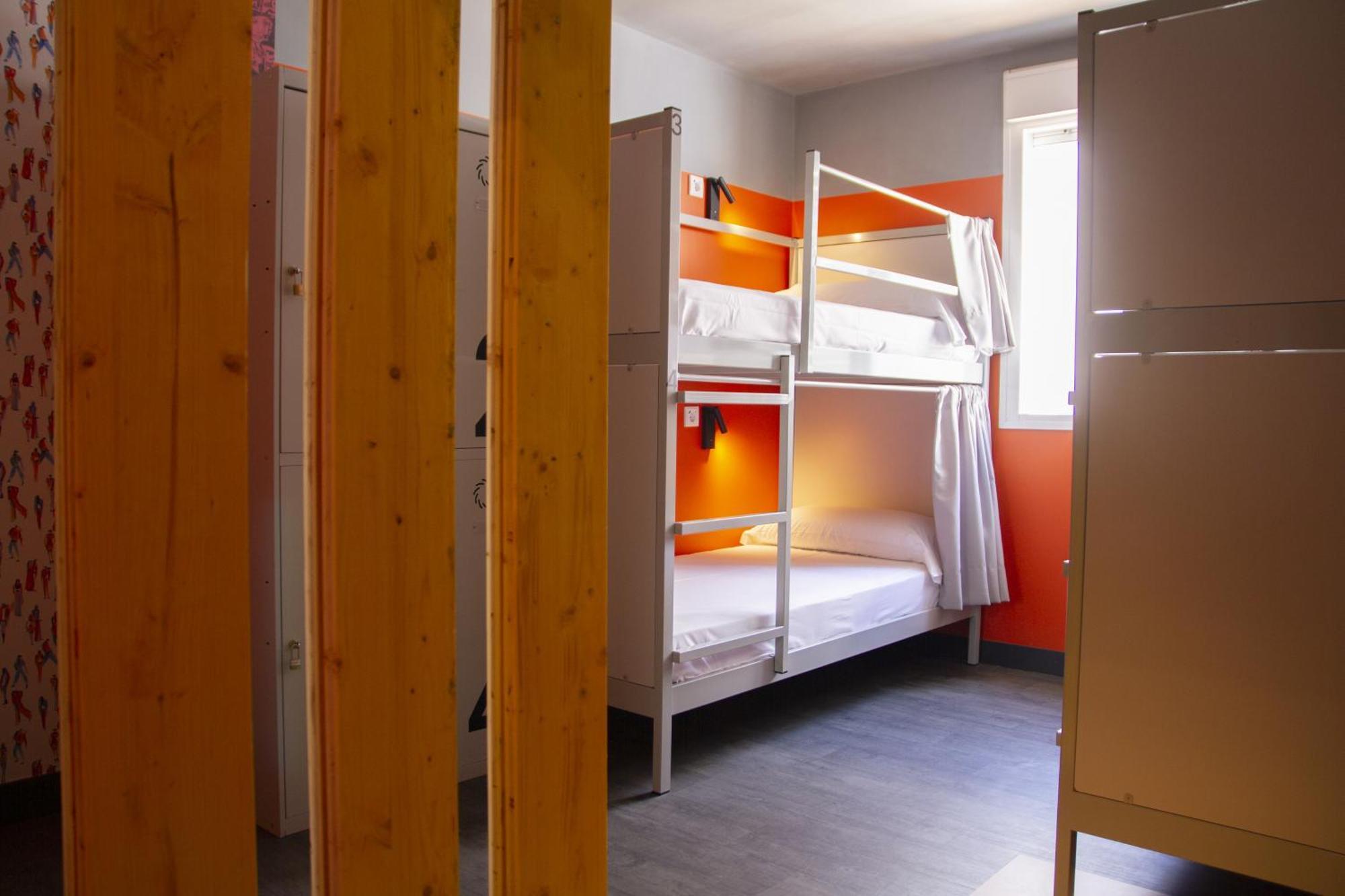 Room00 Ostello Valenza